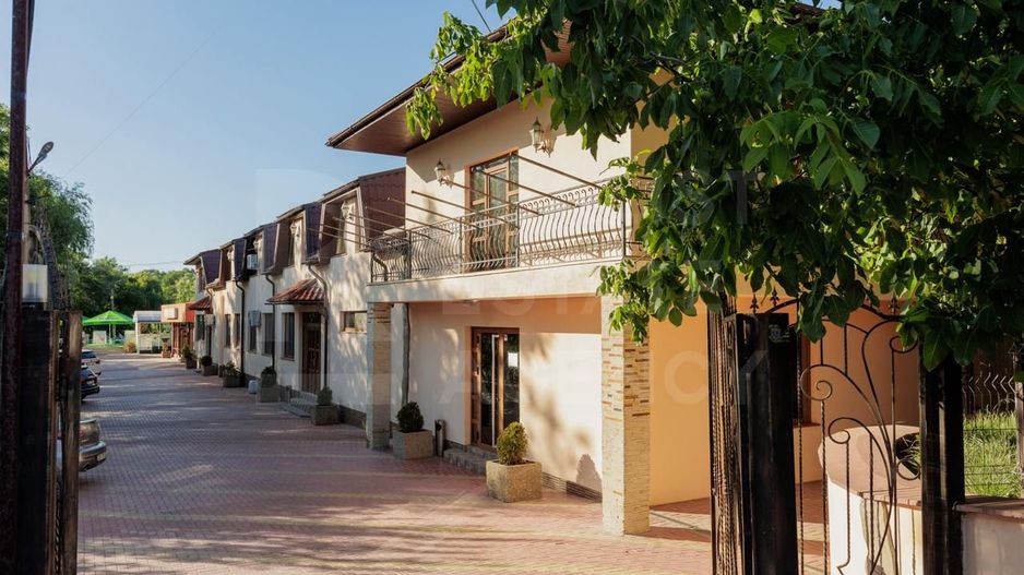 Vânzare, hotel, 1600 mp, str. Alexandru Marinescu, Hâncești - Poză 2