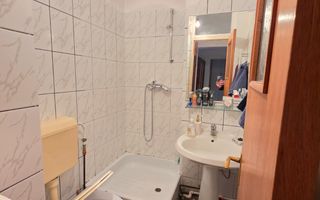 VANZARE 4 CAMERE DECOMANDAT -CRANGASI - Poză 17