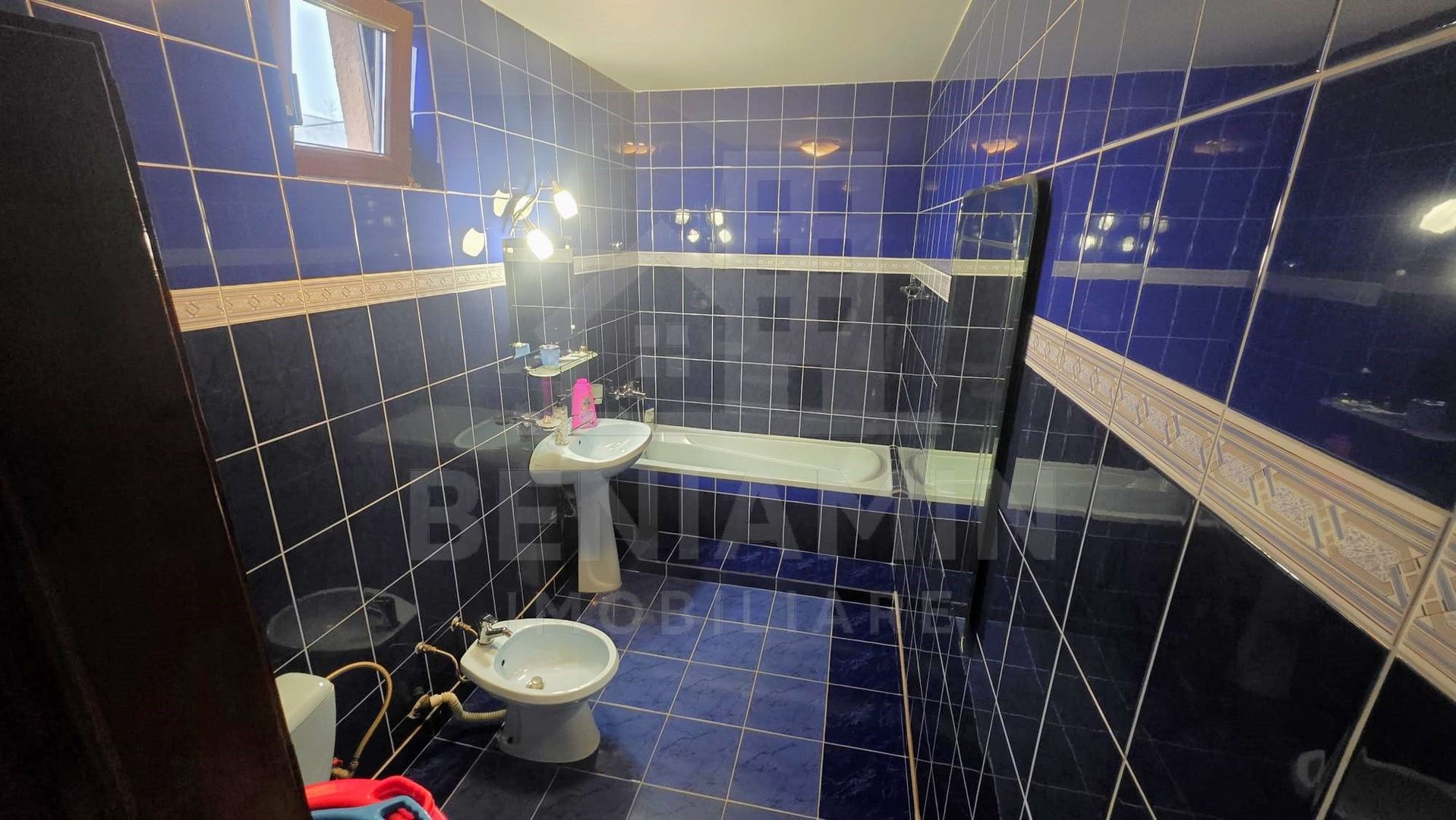 Vila in George Enescu langa Scoala 12 -450mp teren -utilitati - Poză 10