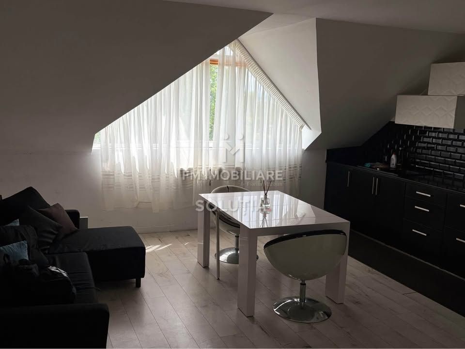 Apartament cu 2 camere, pe 2 niveluri, de închiriat – Str. V Babeș - Poză 2