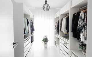 Casa deosebita cu finisaje premium si gradina privata Tunari - Poză 6
