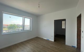 Duplex separat prin camera tehnica - 5 camere - Mosnita Noua - Poză 9