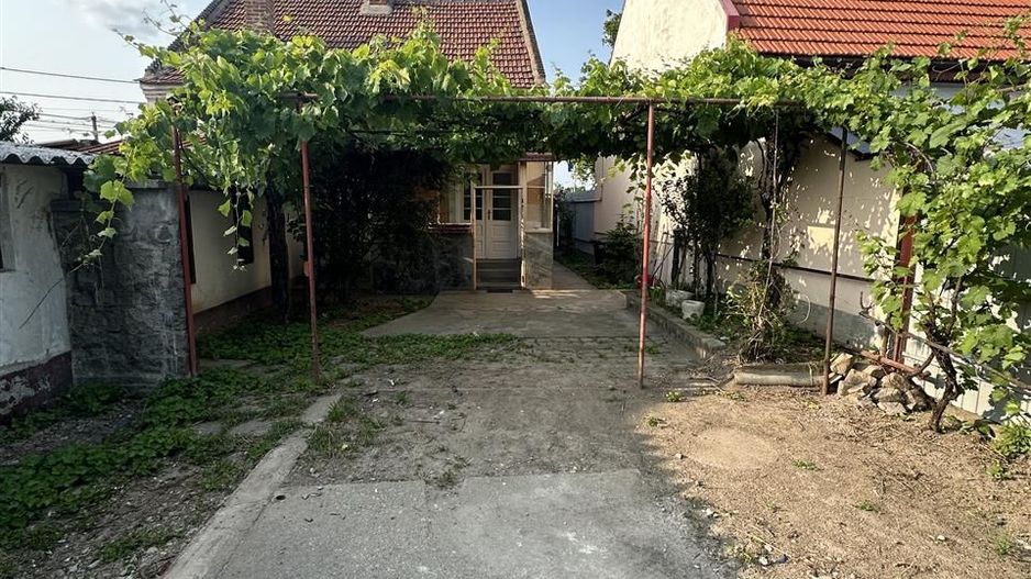 Casa de vanzare Episcopia M Corvin - Poză 9