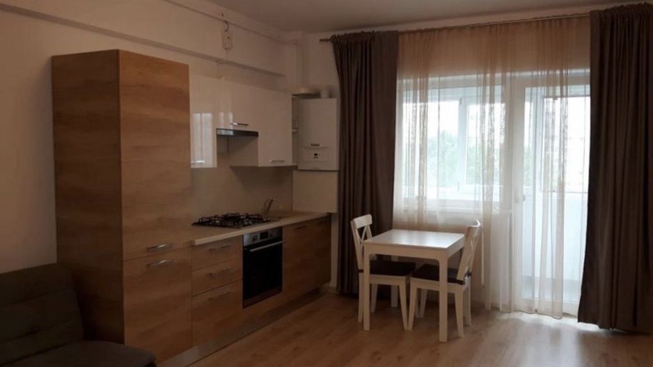 Închiriere Ap 2 camere Piața Muncii, centrală proprie - Poză 2