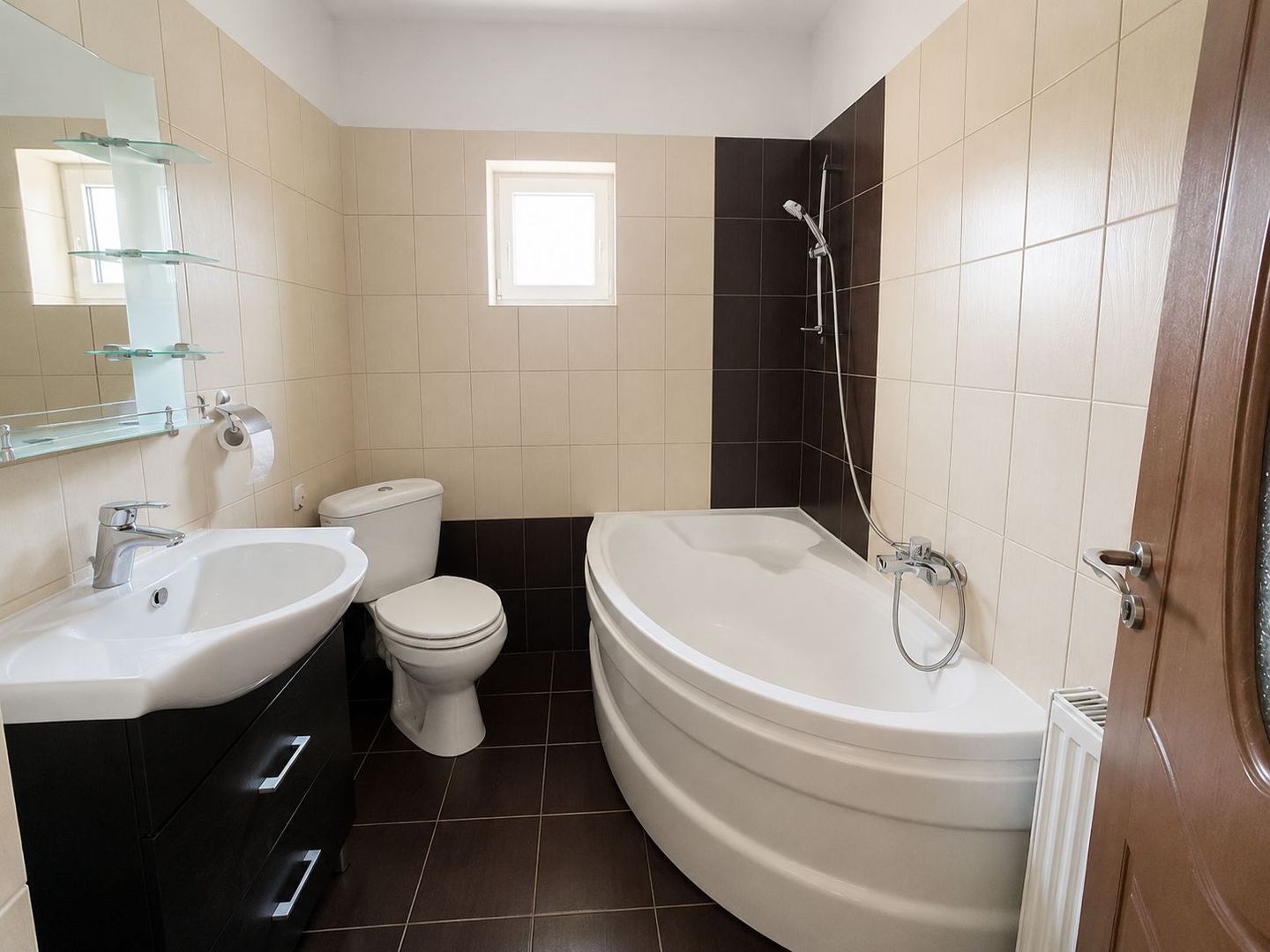 COMISION 0%, APARTAMNET 3 CAMERE, RENOVAT, 2 BAI, 65 MP, ZONA ARADULUI - Poză 7
