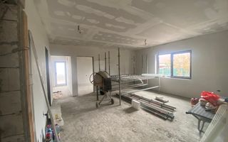 Cumpăna (cod 07) Casă 4 camere cu teren de 515 mp - Poză 9