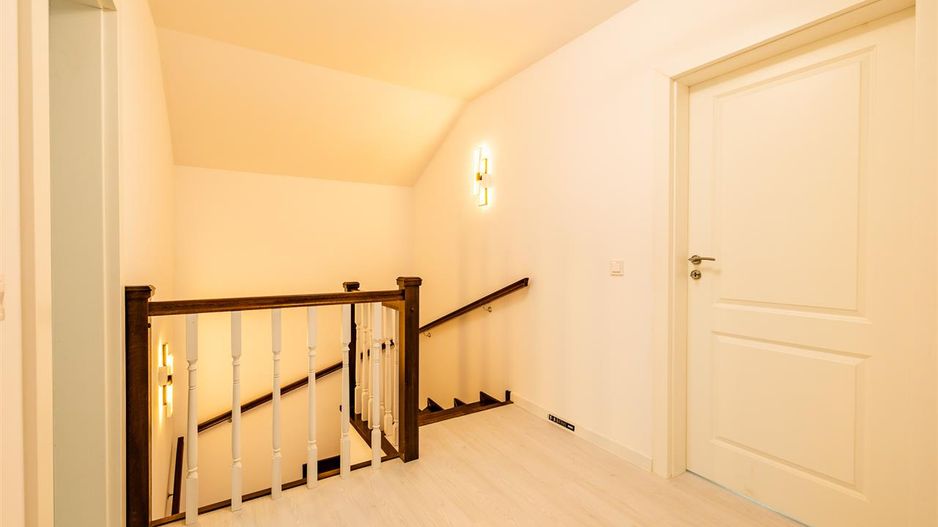 Vila in cartier rezidential, oportunitate personalizare interioare,Halchiu - Poză 23