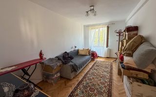 Apartament in vila, etajul 1, Zona Pasapoarte! Garaj inclus in pret! - Poză 8