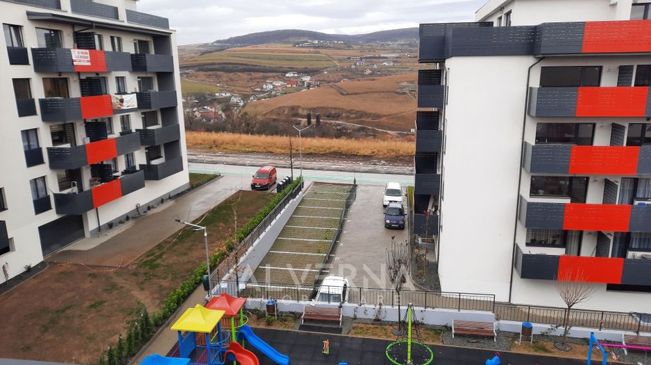 Apartament 2 camere, 40mp, balcon 5mp, zona Petrom, Baciu - Poză 4