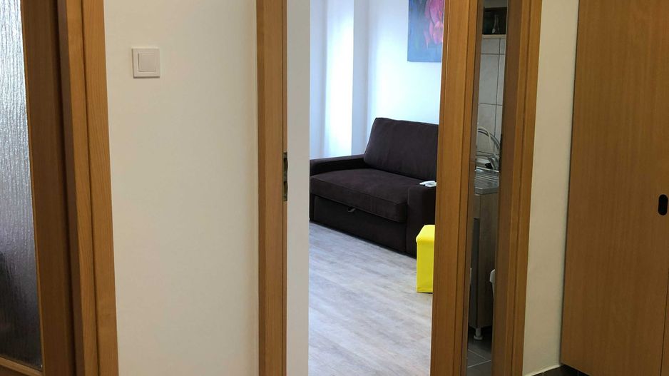 Garsonieră spațioasă 40mp, mobilată, Nerva Traian - Timpuri Noi - Poză 6
