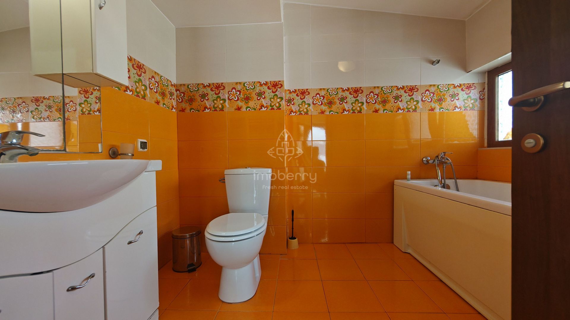 Vanzare apartament duplex Navodari, Constanta, 300-400m la plaja - Poză 17
