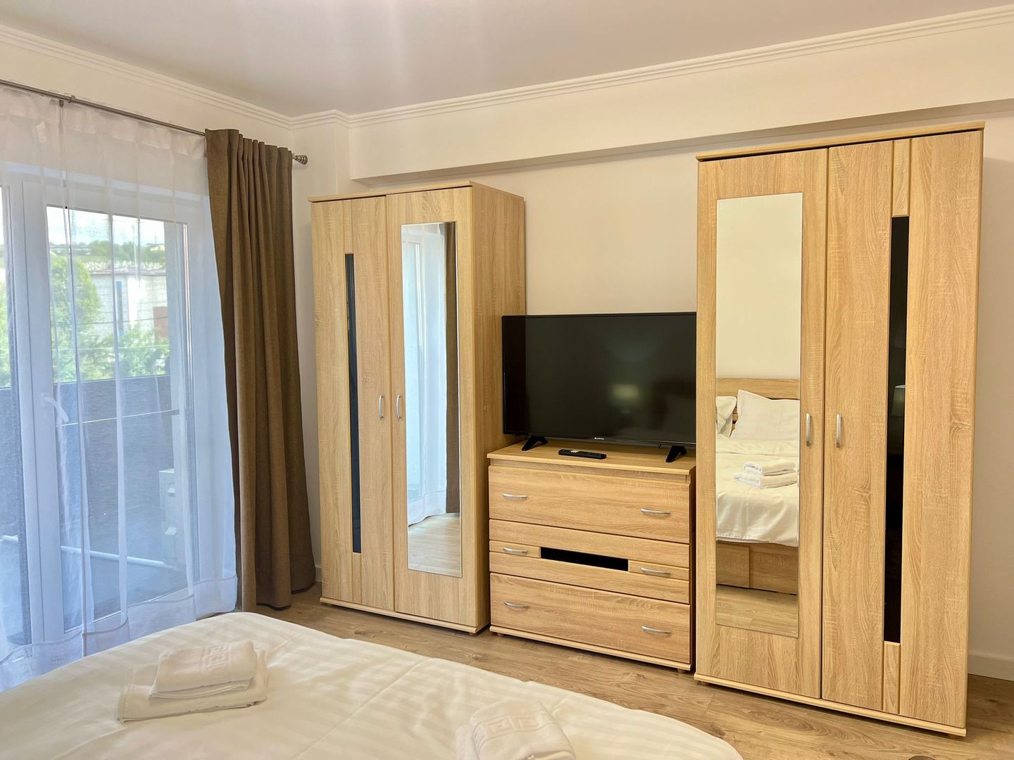 Apartament nou cu terasă 20 mp și garaj, lângă Tăietura Turcului - Poză 9