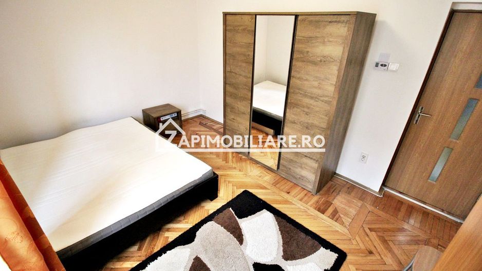 Apartament 2 camere, 1 pivniță, 55 mp,et 1,aproape de Centru - Poză 3