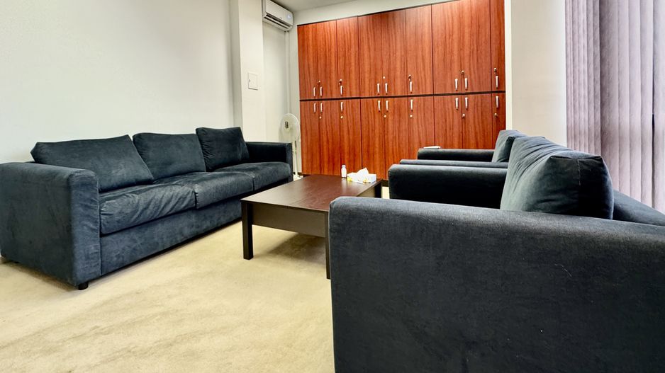 Spațiu pentru birouri langa Funshop Buziașului - Poză 6