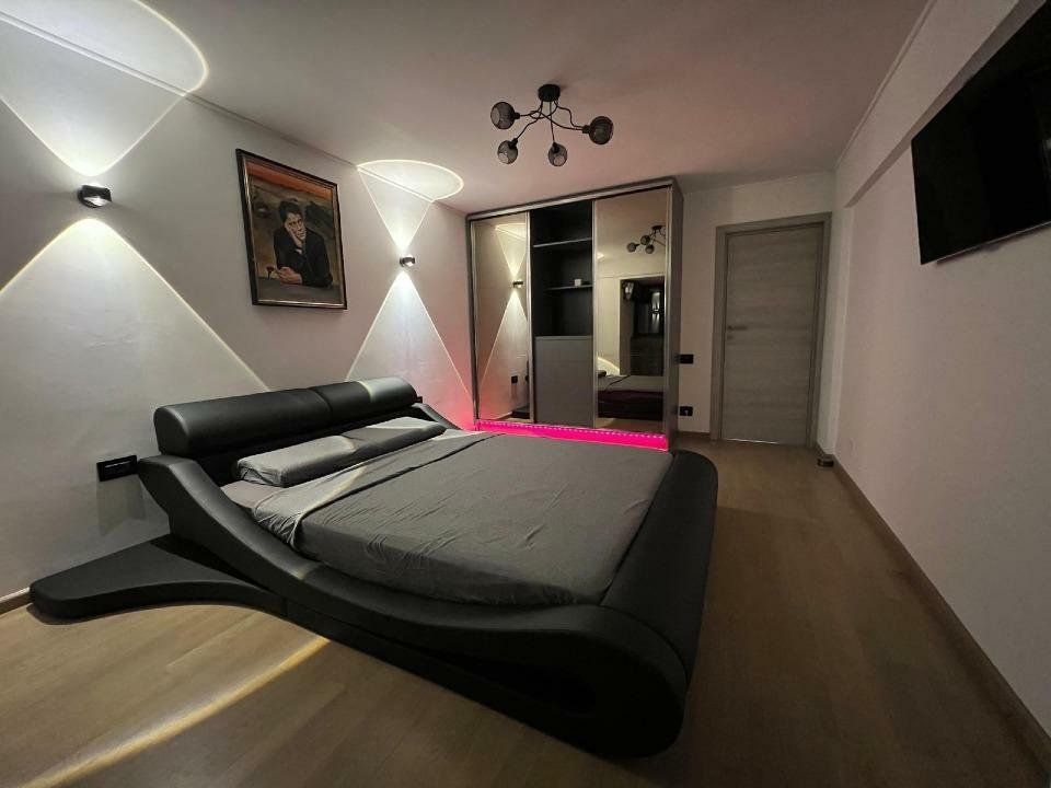 Inchiriez apartament 3 camere Octavian Goga, loc parcare inclus - Poză 7