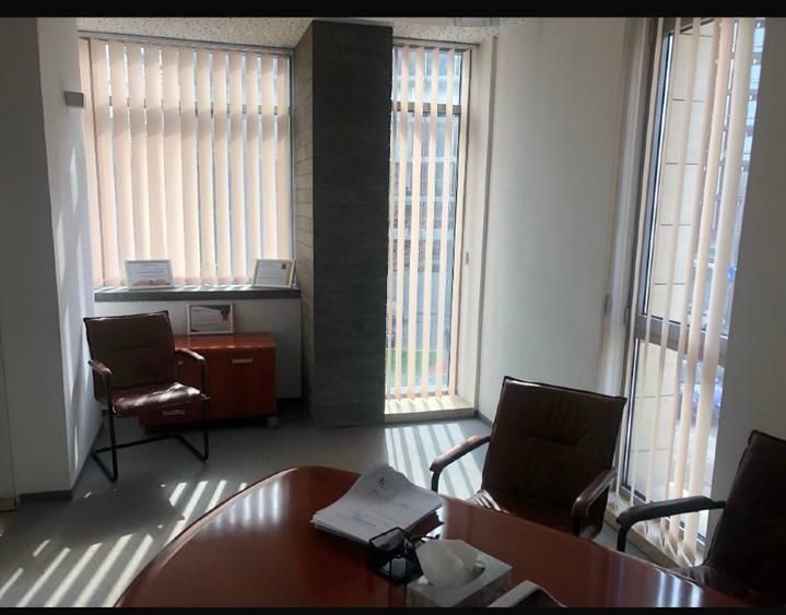 Piata Unirii Bd Coposu  Spatiu birou in cladire moderna - Poză 8