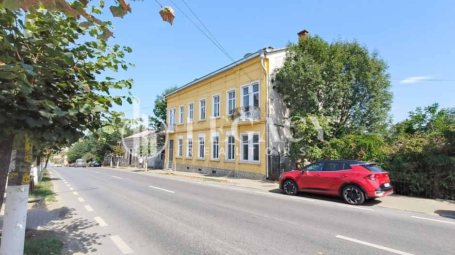 VÂNZARE/SCHIMB CU TEREN  - Clădire interbelică, centru oraș Siret - Poză 10