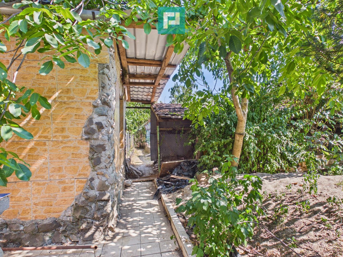 Casă cu teren de 2.134 mp în Sântana | 5 camere - Poză 21