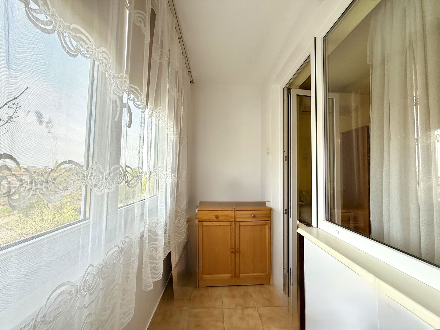 Apartament cu 3 camere zona Central - Medicină - Poză 5