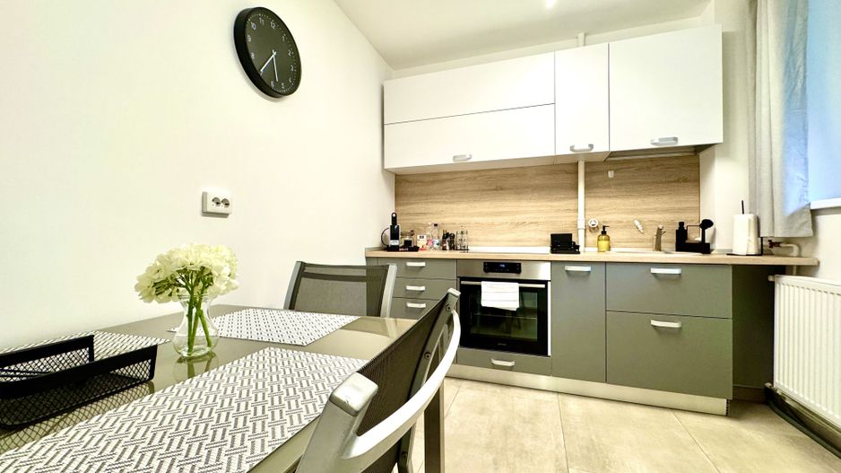 2 camere central vis-a-vis de Posta Mare - Poză 16