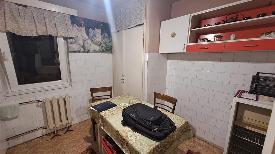 Etaj 1  Bucovina 3 camere decomandat - Poză 7