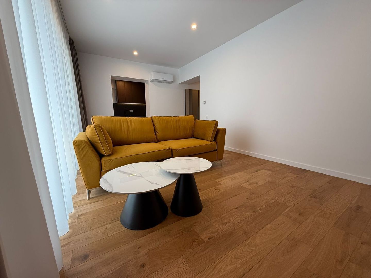 Apartament modern 2 camere One Cotroceni Park - Poză 1