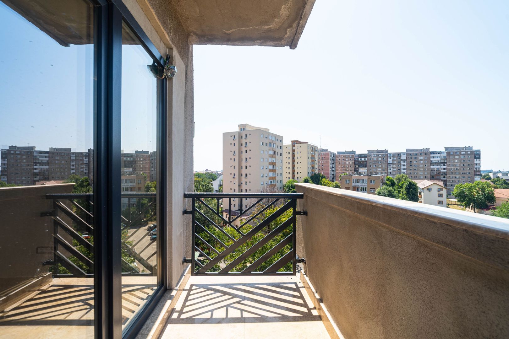 Apartament 2 camere complet renovat, lângă Kaufland și Lidl - Poză 7