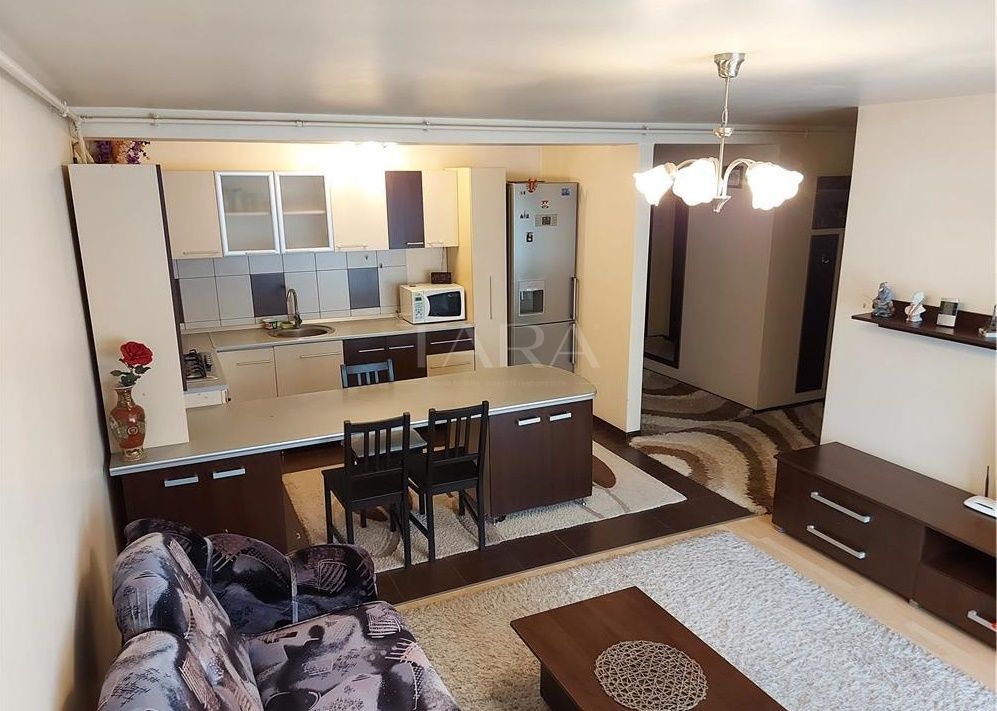 Apartament cu 3 camere de vânzare în zona Eroilor, Floresti - Poză 3