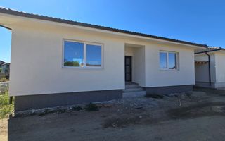 Casă Individuală de Închiriat, 4 Camere, Prima Închiriere, Ampoi 3 - Poză 1
