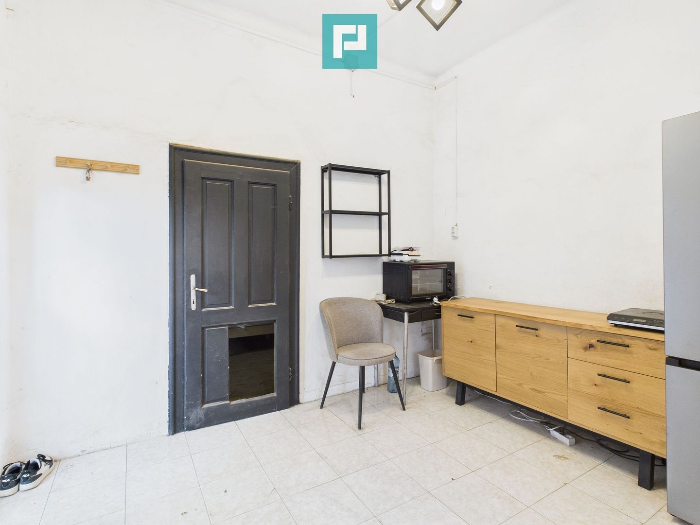 Casa cu 4 camere zona Funcționarilor - Poză 6