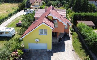 Casă individuală în Europa – spațiu, intimitate și un teren de 1.503 m - Poză 1