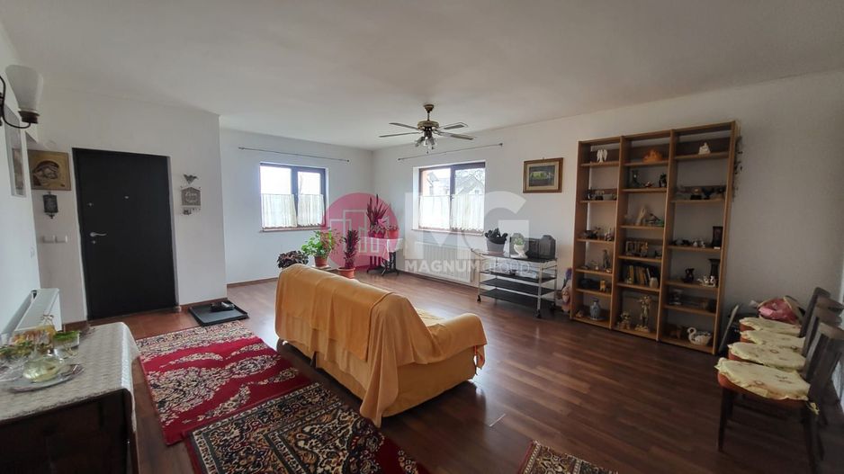 Casă de vânzare în Comuna Berceni – Bulevardul 1 Mai - Poză 8