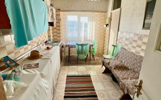 Esplanada Nicolina Apartament 4 Camere Decomandat Bloc 1990 Etaj Intermediar - Poză 2