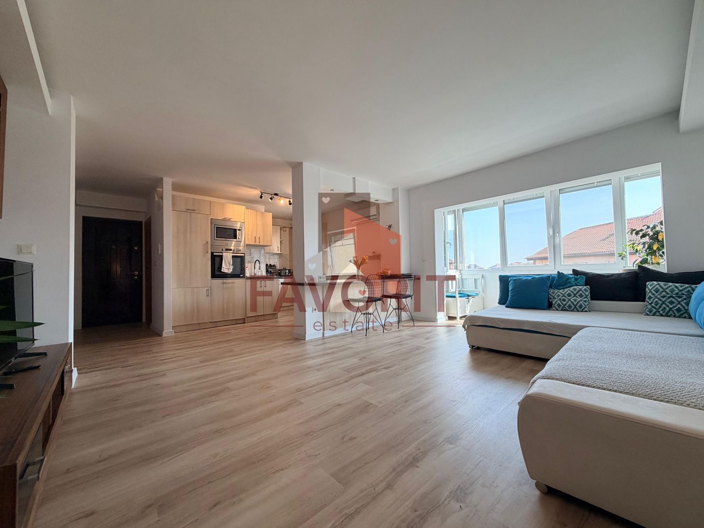 Apartament decomandat 4 camere | Shopping City - Poză 2