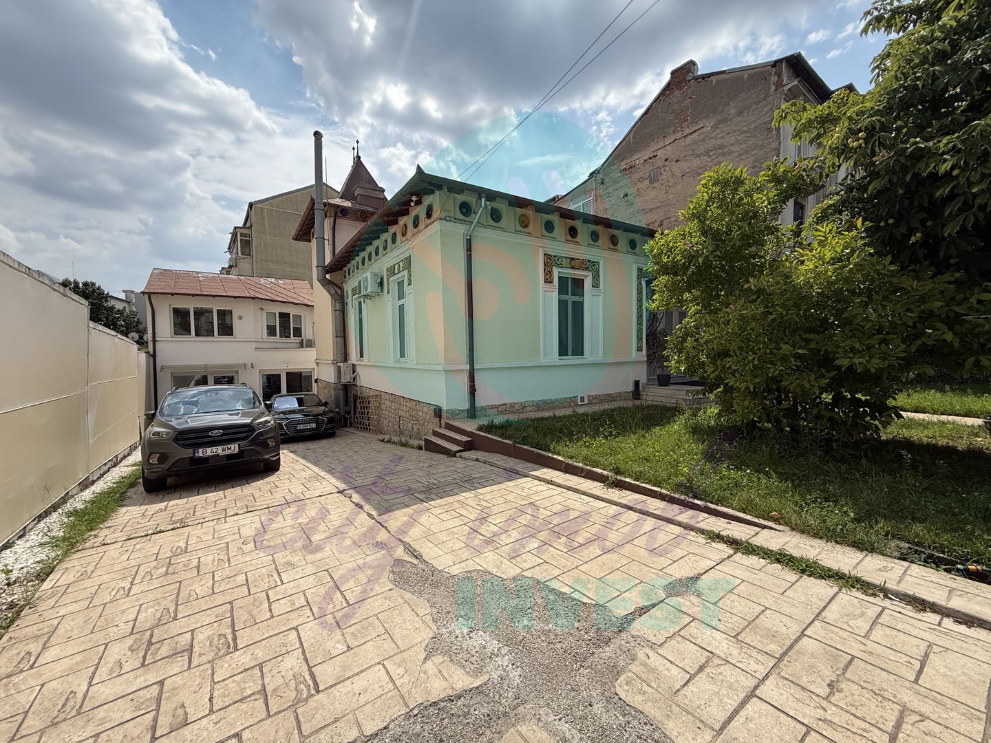 La 2 pasi de Parcul Cismigiu. Proprietate emblematica/ 641 mp teren - Poză 2