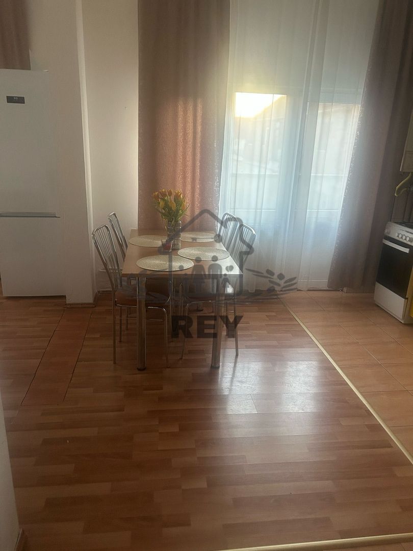 Apartament 2 dormitoare mansarda Mihai Viteazul - Poză 2