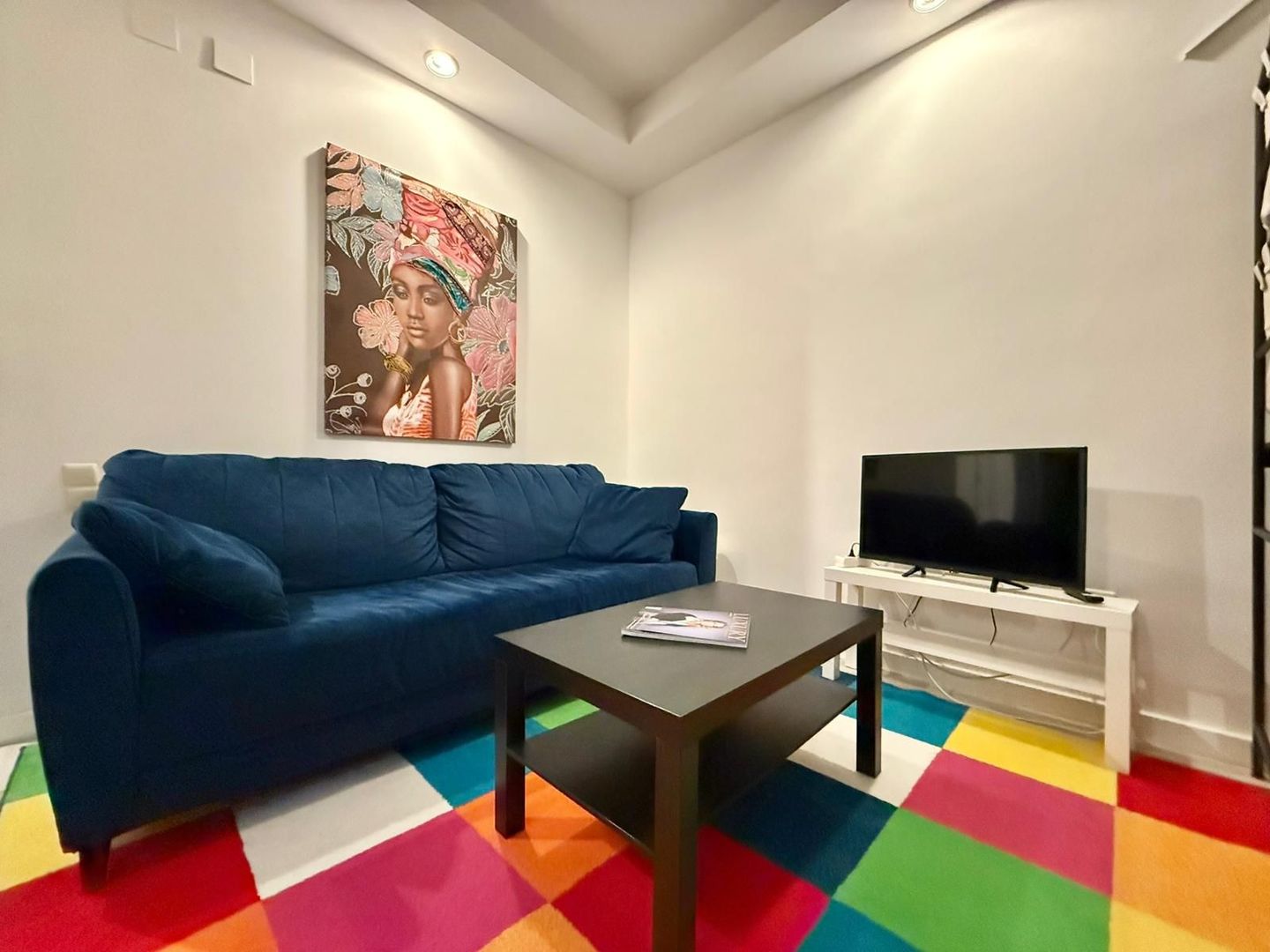 COSMOPOLIS - Apartament cu 2 camere, mobilat si utilat. - Poză 1