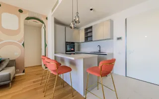 Apartamentul de la Malul Mării – Eleganță Contemporană în Inima Stațiunii - Poză 11