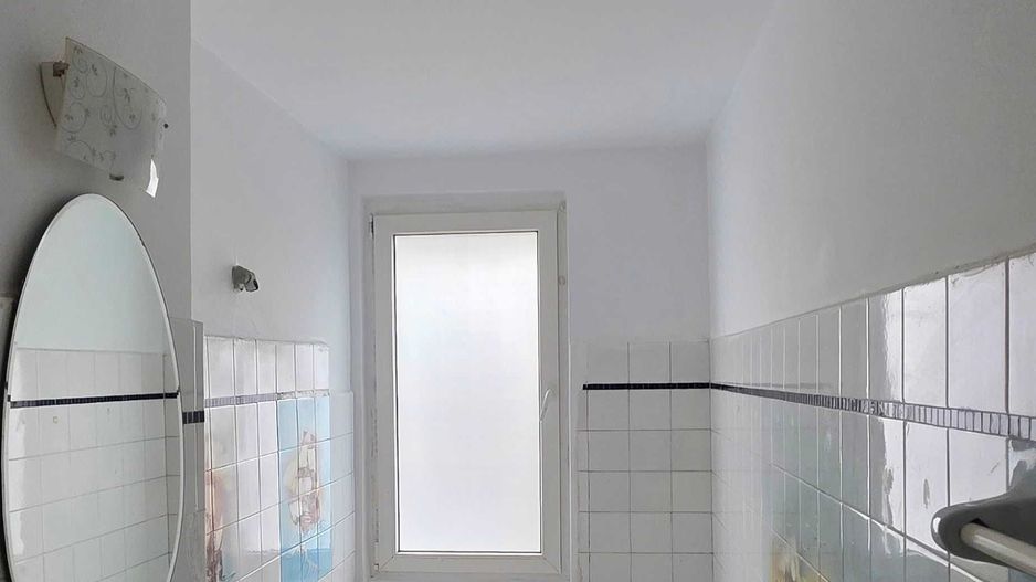 Garsonieră decomandată, mobilată și luminoasă – Metrou Valea Ialomiței - Poză 6