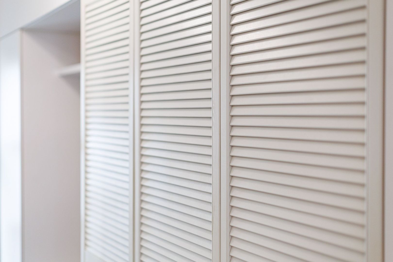 Casă primitoare și cochetă în Dumbrăvița – langa pădure și lac | Com 0 - Poză 37