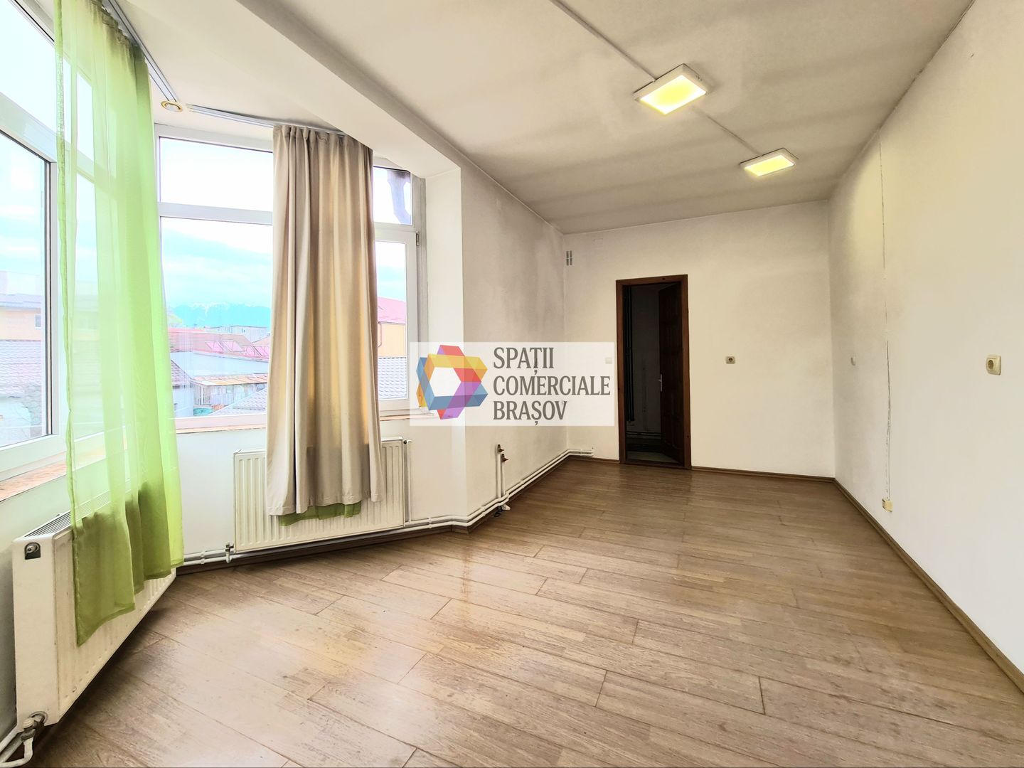 Spatiu birouri de închiriat Brasov - 130 mp # spatii-comerciale-brasov.ro - Poză 4