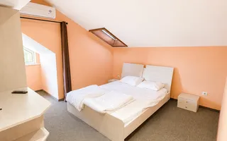 Vila Sanmartin -Zona Beverly Hills -8030mp teren - Poză 13