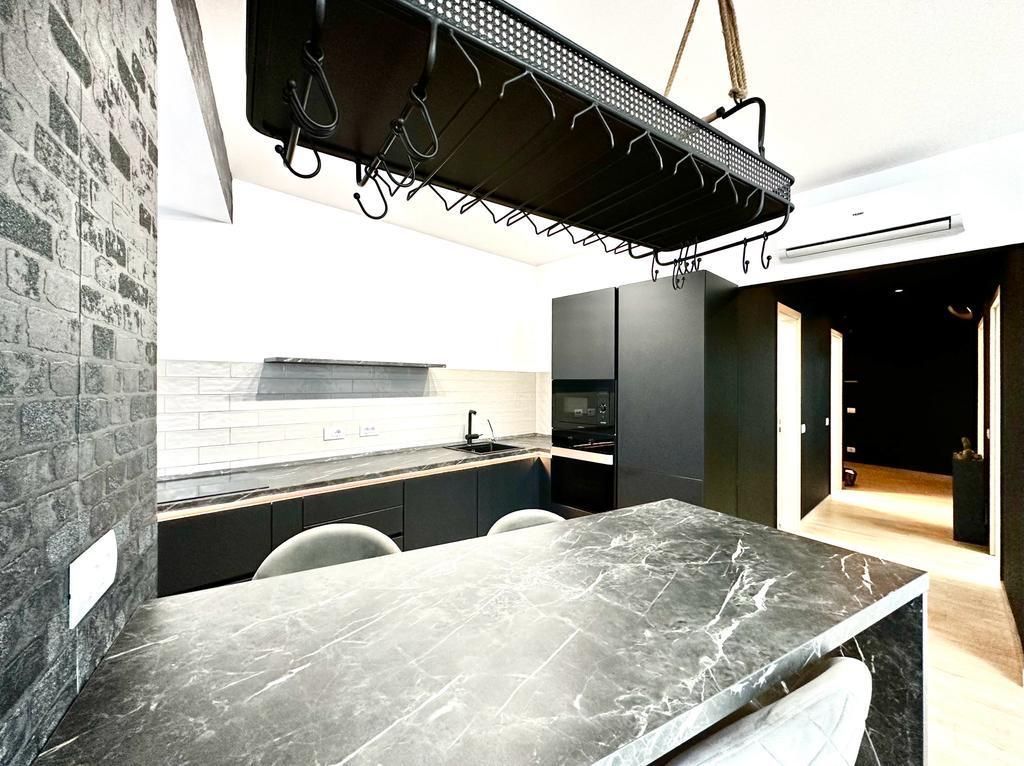 Apartament  la Isho cu vedere panoramica asupra orașului - Poză 14