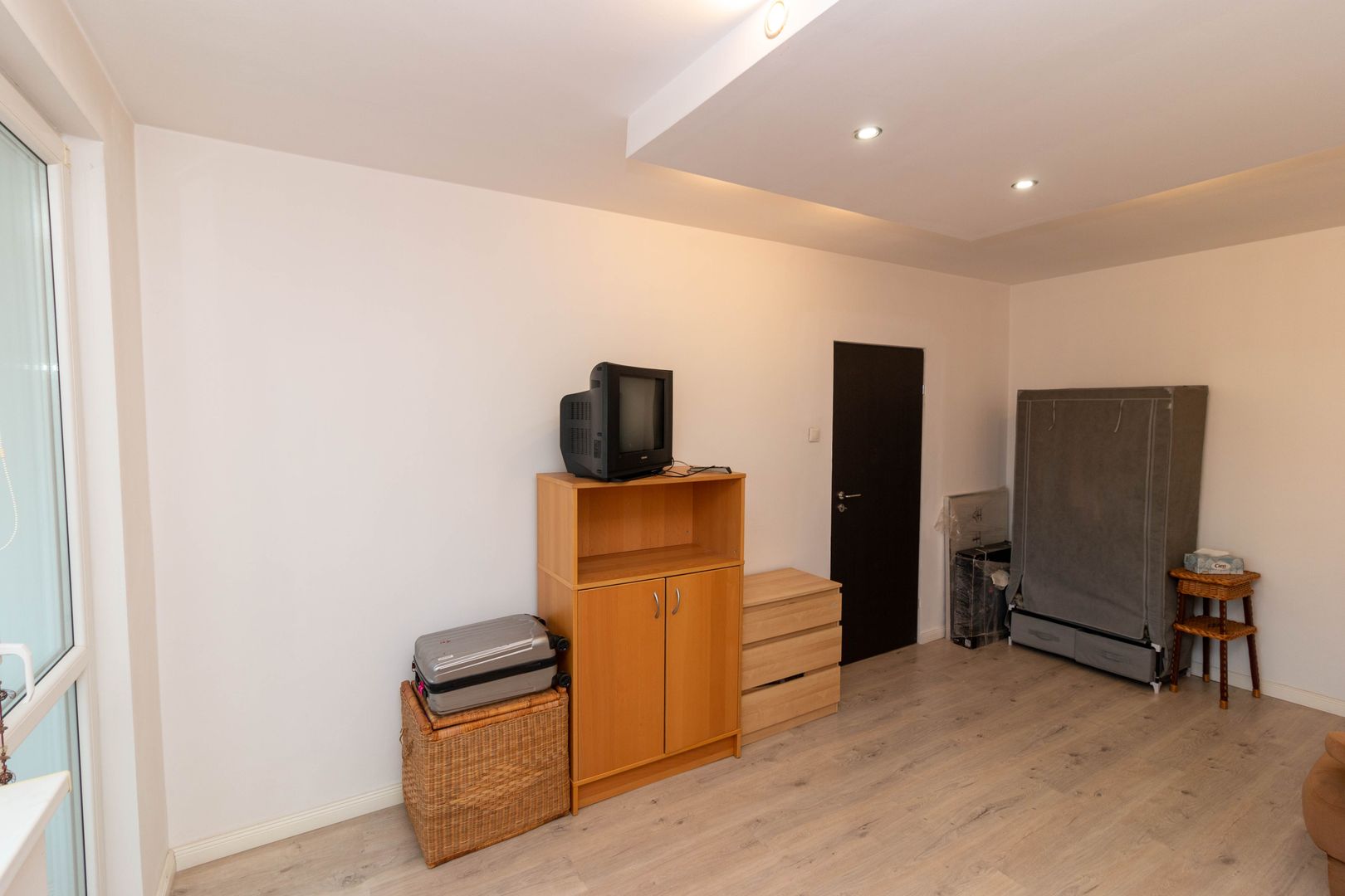 Apartament cu 2 camere decomandat de vanzare in zona Muncii Basarabia - Poză 11