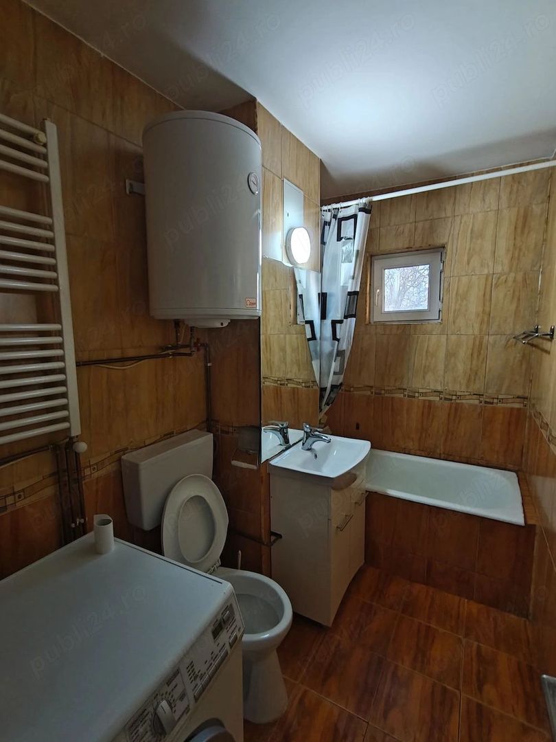 Complexul Studentesc | 3 Camere | 2 Bai |  Centrala Proprie . - Poză 8