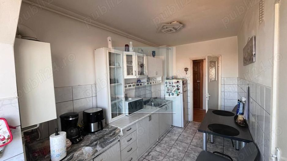 Apartament 3 camere - zona Astra / Calea București - Poză 3
