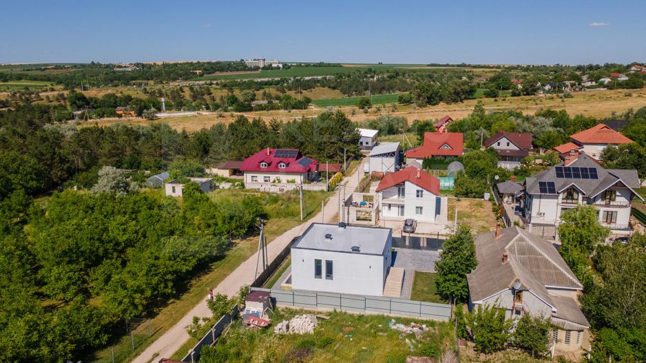 Vânzare,casă Hi-Tech, 3 camere, Porumbeni, raionul Criuleni - Poză 5