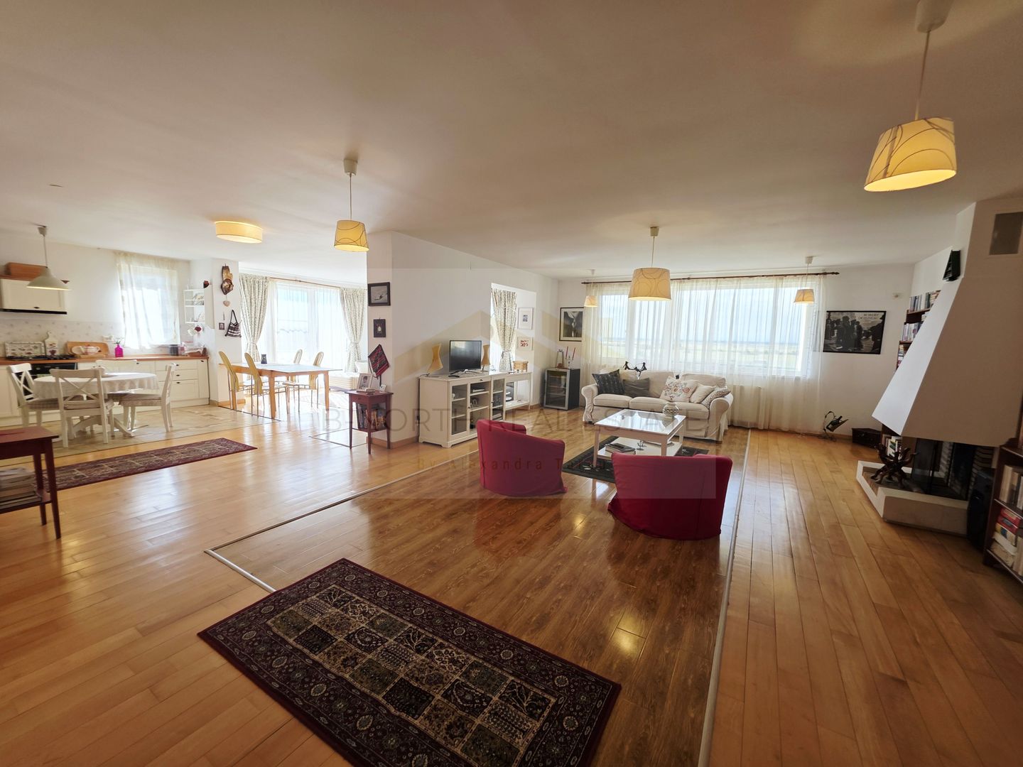 Penthouse 148mp  cu terase75 mp și șemineu | Corbeanca - Poză 2