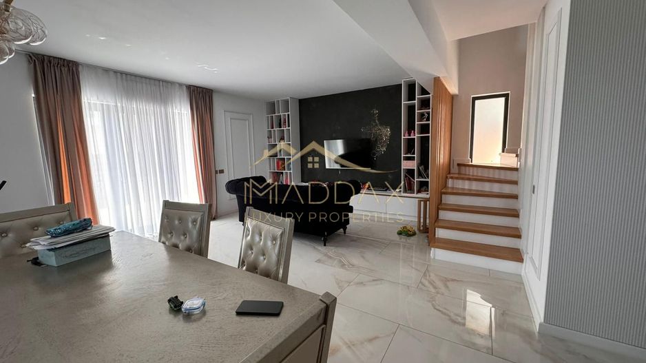 Vila moderna 6 camere // 190mp // teren 300mp / Tunari - Poză 3