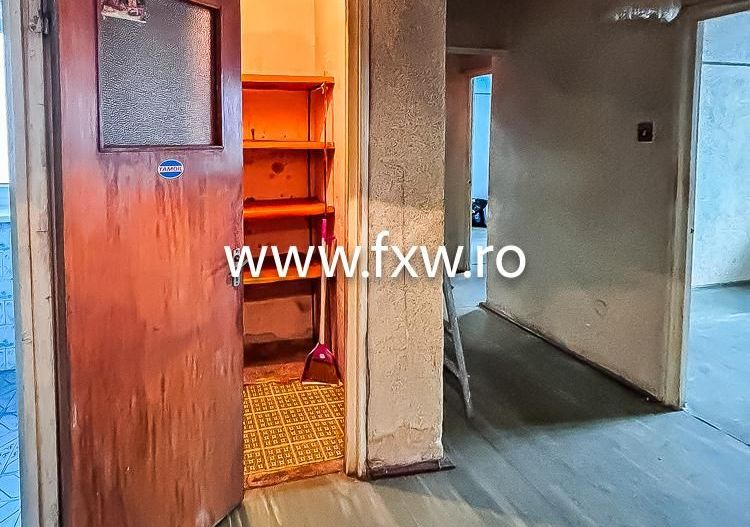 Apartament spațios de 3 camere, decomandat, langa metrou - Poză 6